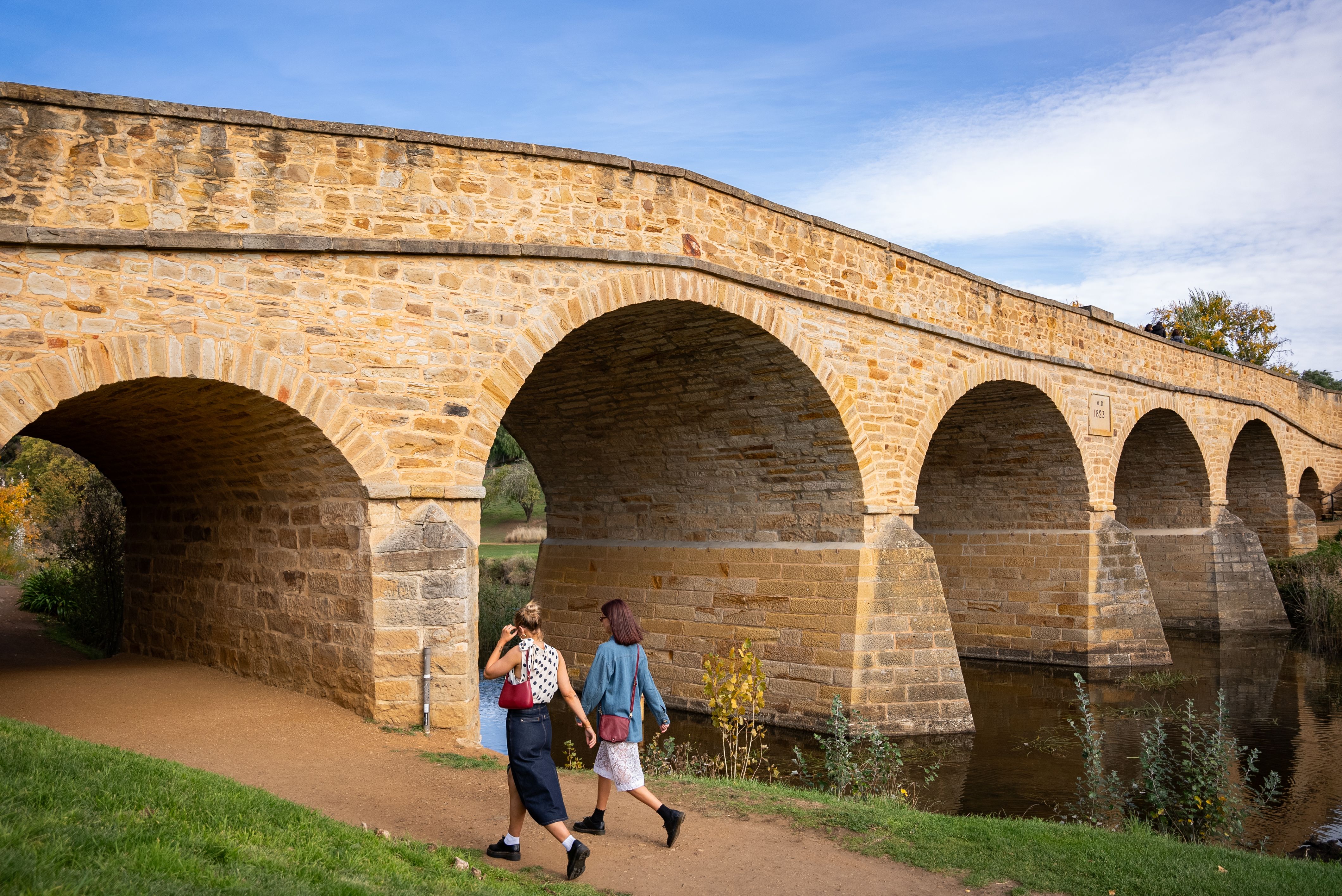 Craigow Vineyard: Tradition, Terroir, and Tasmanian Excellence